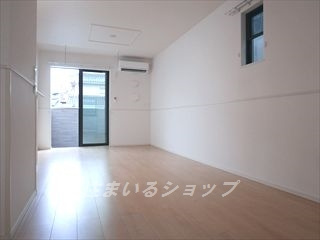 広島市安佐北区口田南１丁目のアパートの居間・リビング