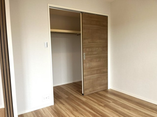 【収納】 | オアセス市川 | 洋室のWICです