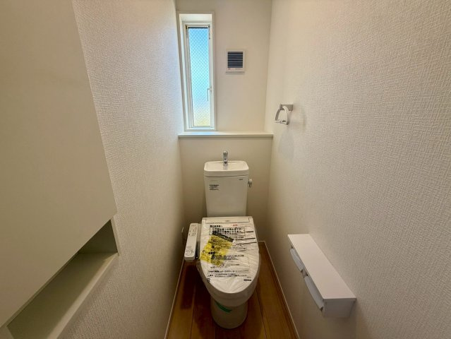 高知市役知町　新築戸建てのトイレ|2階にもトイレ完備！朝の支度や来客時もスムーズに使えます。