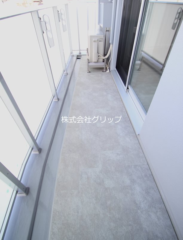 パークアクシス横浜阪東橋のバルコニー