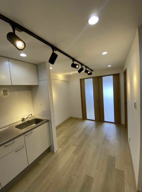 パラスト明大前の居間・リビング