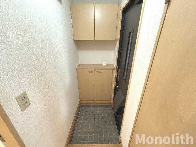 ディアス福泉E棟の玄関