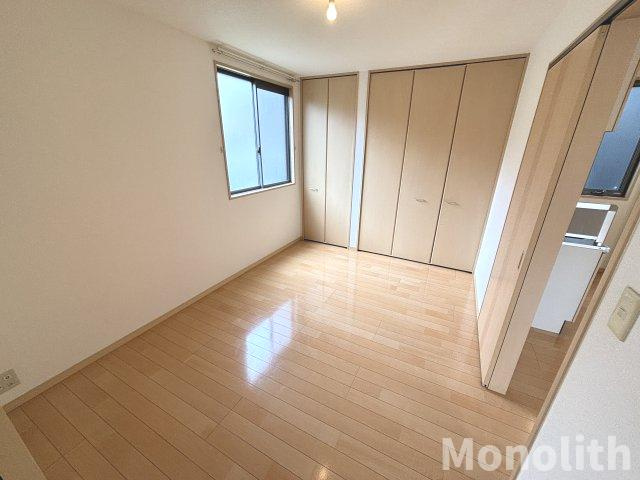 ディアス福泉E棟の洋室