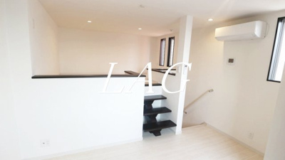 【居間・リビング】 | RIZEST西大宮 | 洋室のお部屋です。