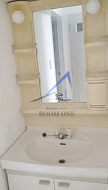 サカキビルの洗面所|洗面台です。