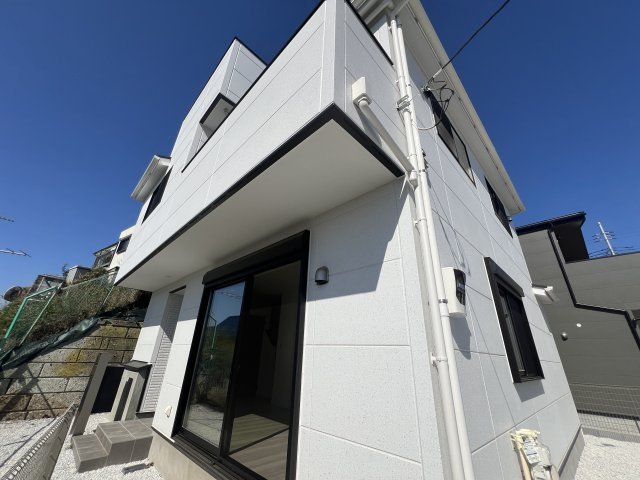 港南台ってどうなん台？【栄区鍛冶ヶ谷１丁目】新築戸建の外観|落ち着いた雰囲気の外観です