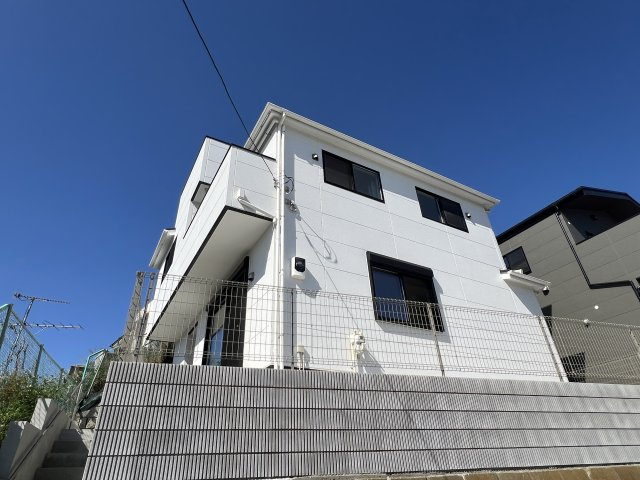 港南台ってどうなん台？【栄区鍛冶ヶ谷１丁目】新築戸建の外観|きれいな外観です