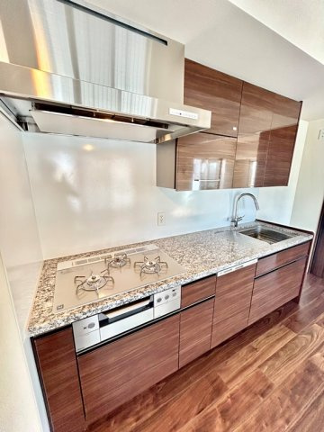 プラウドタワー名古屋伏見のキッチン