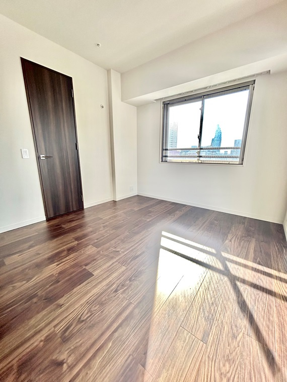 プラウドタワー名古屋伏見の寝室