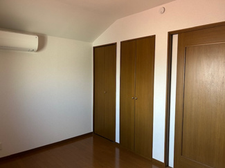 【洋室】 | 収納　エアコン