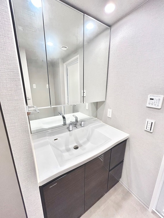 シエリア本郷駅前の洗面所