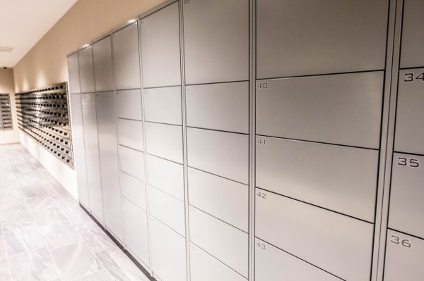 【設備】 | 【宅配ボックス】大小さまざまなサイズに対応！24時間、宅配時間を気にせず、お出かけいただけます！