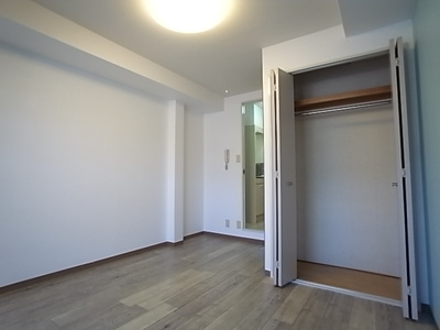 【洋室】 | ウェルネス三界