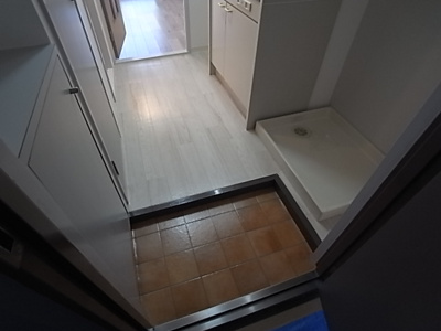 【玄関】 | ウェルネス三界