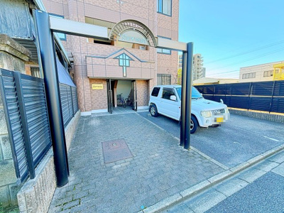 【エントランス】 | ステイタカダ【名古屋市賃貸・ワンフロアー2戸】