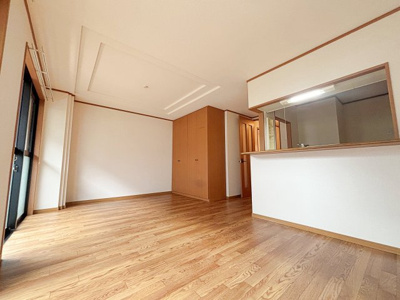 【居間・リビング】 | ステイタカダ【名古屋市賃貸・ワンフロアー2戸】