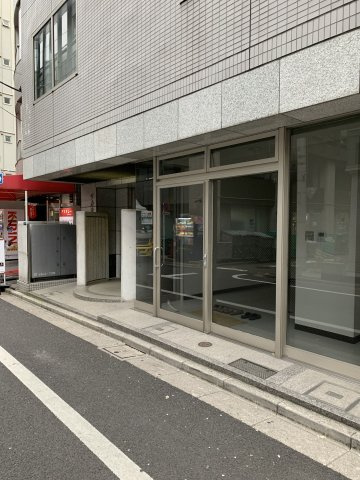 ワカサビルの外観