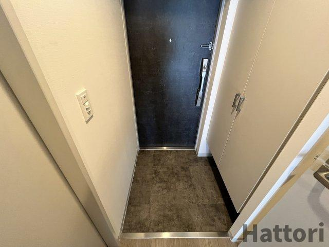 WORVE吹田江坂の玄関