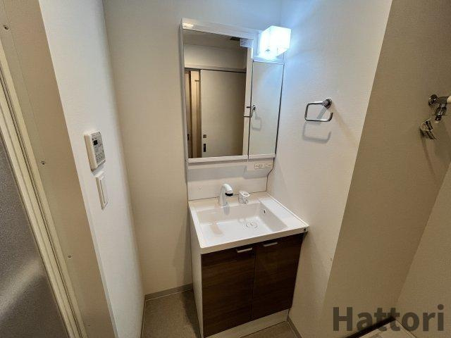 WORVE吹田江坂の洗面所