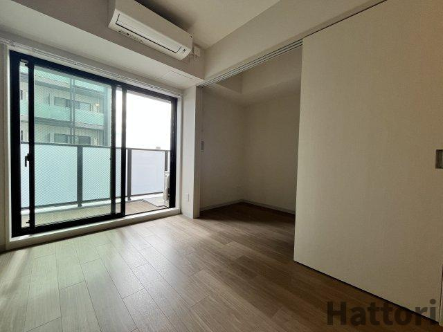 WORVE吹田江坂の居間・リビング