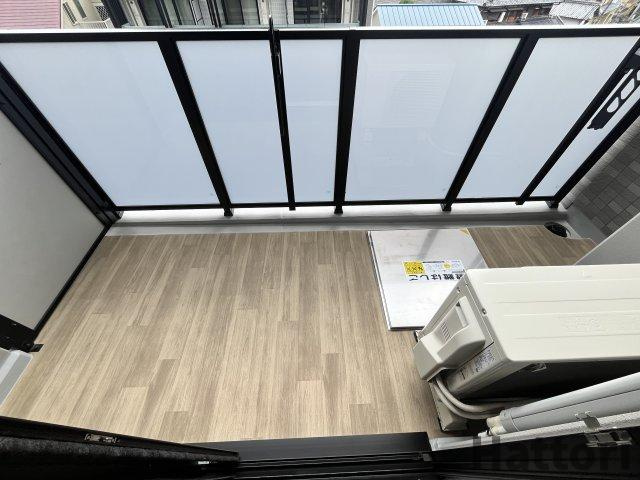 WORVE吹田江坂のバルコニー