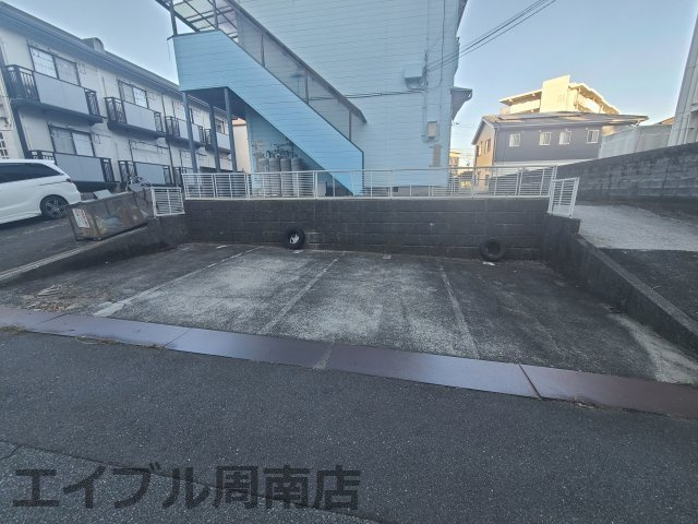 グリーンパーク大内の駐車場|必要な方は1台・3000円です