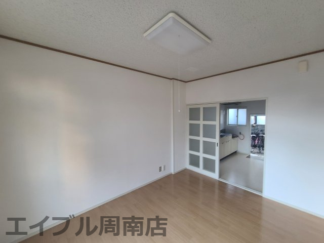 グリーンパーク大内の洋室