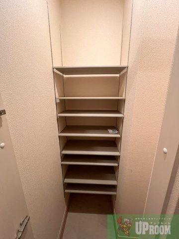 ジーニアル中田の収納