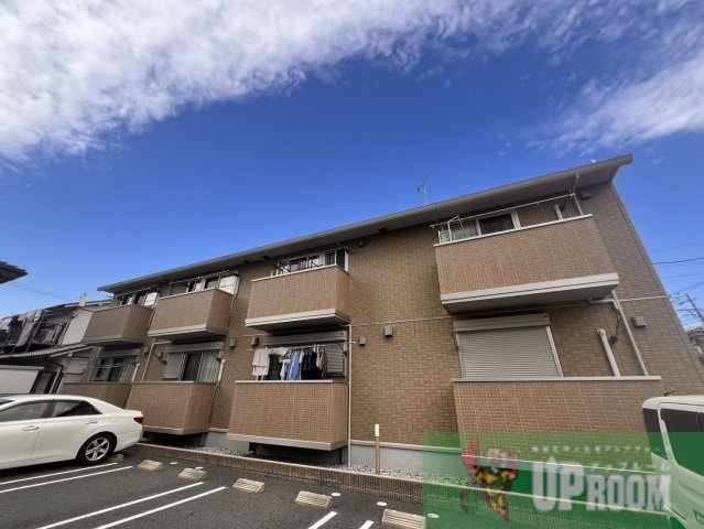 ジーニアル中田の外観