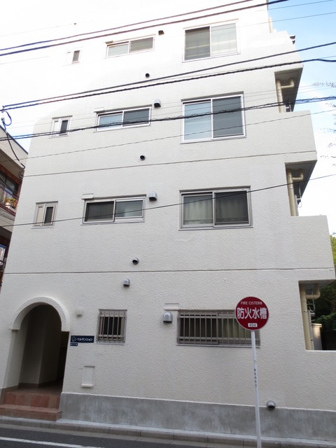 ベルマンションのエントランス