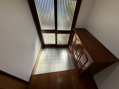 【玄関】 | 国分市場2丁目戸建