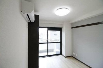 【居間・リビング】 | ホワイトヴィラＥ棟 | 明るい洋室！