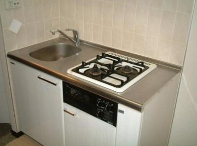 【キッチン】 | シンシア新中野 | 2口コンロのシステムキッチン・グリル付き。