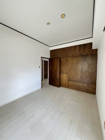 マンションもえぎの洋室