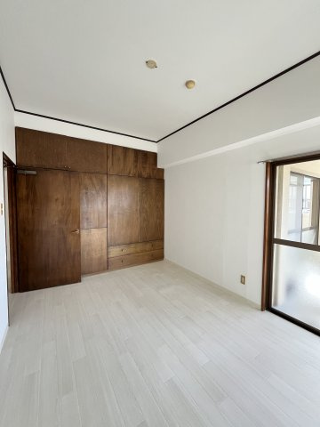 マンションもえぎの洋室