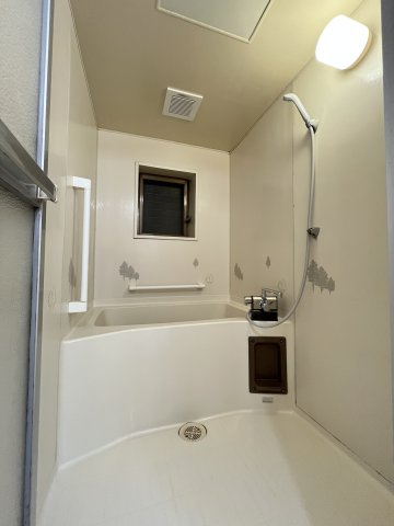 マンションもえぎの浴室