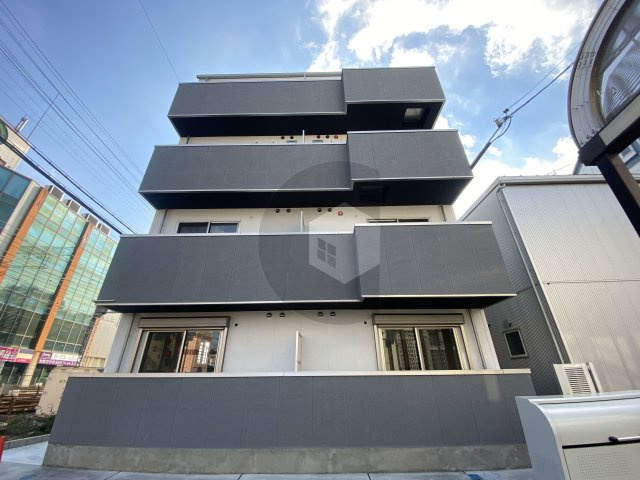 アルカ弥刀駅前の外観