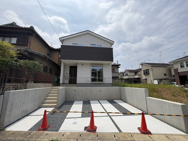 伏見区日野岡西町の外観