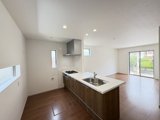 伏見区日野岡西町のキッチン