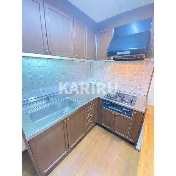 ロイヤルコート生江のキッチン