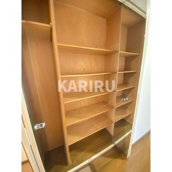 ロイヤルコート生江の収納