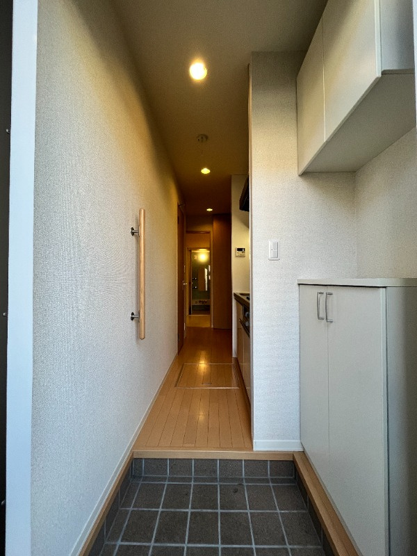 Flat Jの玄関|大容量シューズBOX付きの玄関♪