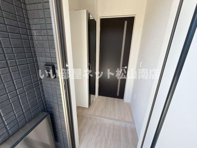 【玄関】 | シャイン・ウェスト