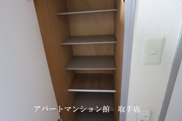 レオパレスAOKIの収納