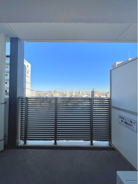 パルティール高畑のバルコニー