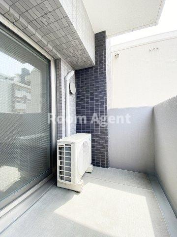 プレサンスジェネ鶴舞のバルコニー