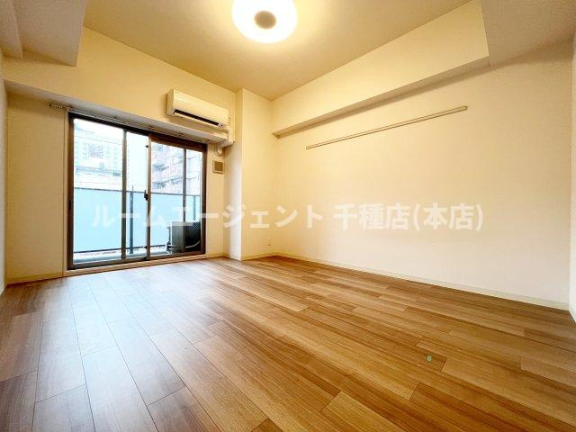 プレサンス栄フェルの居間・リビング