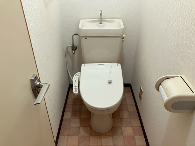 桐生市天神町３丁目のアパートのトイレ