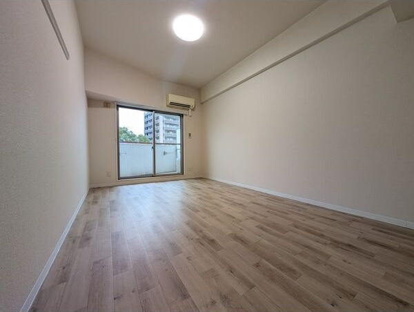 ベルドミール橘の居間・リビング