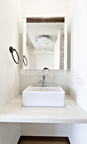 ラ・シュシュ覚王山の洗面所